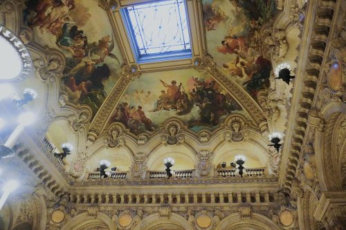 Grand-Staircase-Ceiling-Ornamentation