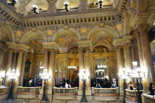 Grand-Staircase-Ornamentation 3