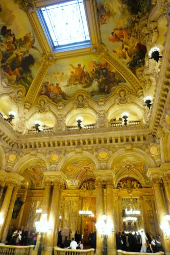 Grand-Staircase-Ornamentation 5