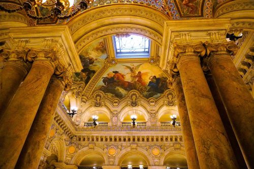 Grand-Staircase-Ornamentation 2
