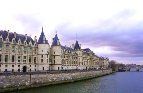 Conciergerie 1 