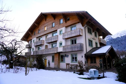 Hotel 1